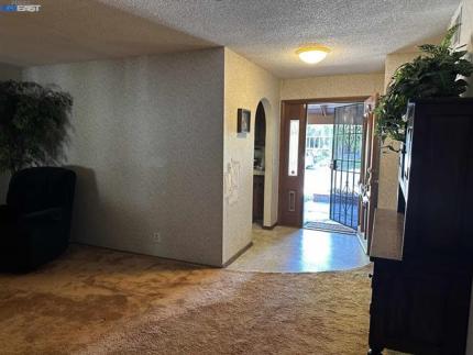 Before - 68d34b427bb66_1758677826.jpg